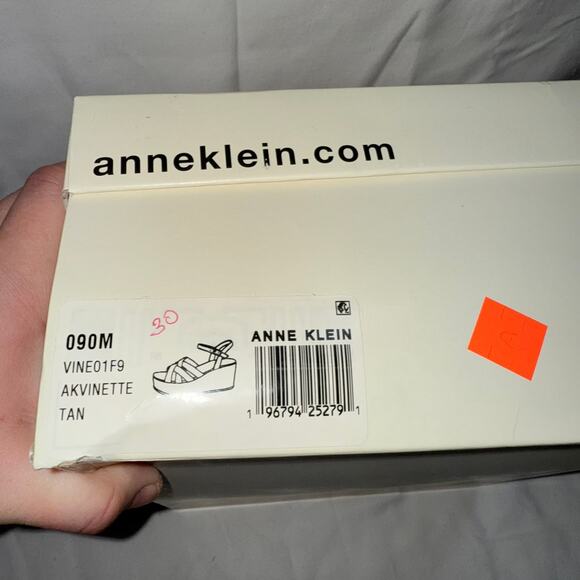 Anne Klein Tan Vinette Platform Wedge Sandals NEW Sz 9 - Picture 8 of 8